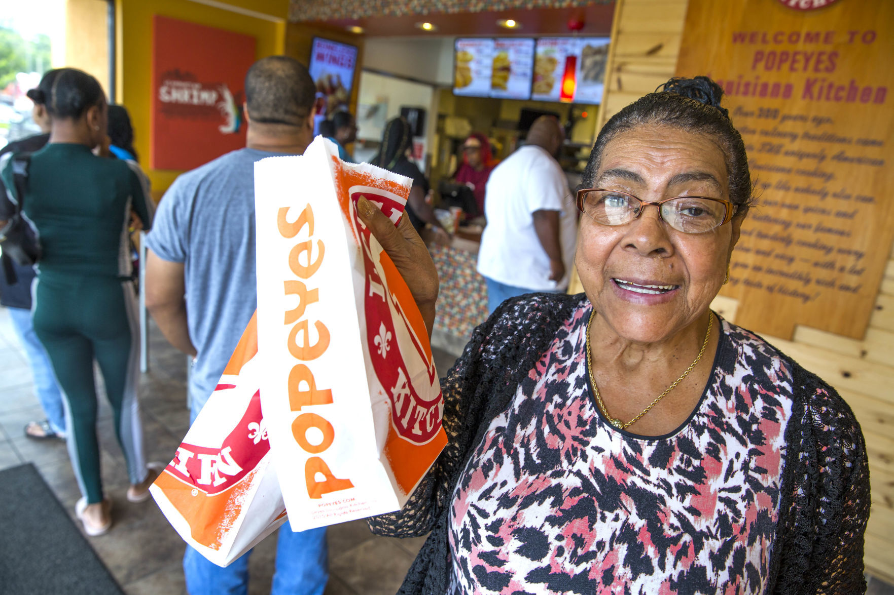 Chicken sandwich a hit at Popeyes